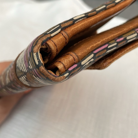 Fossil | Ellis clutch neutral multi wallet - Picture 6 of 9